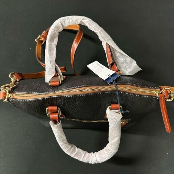 New Dooney and Bourke Black Pebble Grain Domed Satchel - Picture 8 of 12